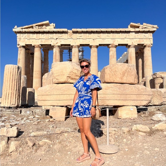 Meet your Posher, Francesca - Picture 2 of 2